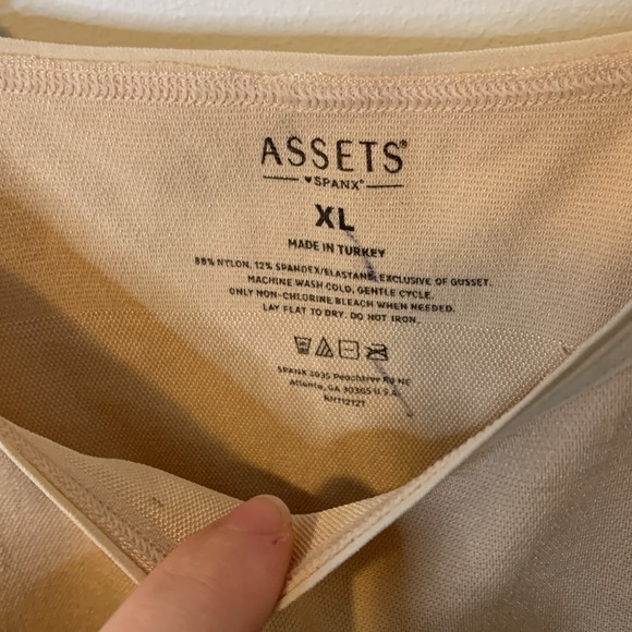 NWT Assets by Spanx Full Body Shapewear Nude Size Extra Large - Picture 2 of 7